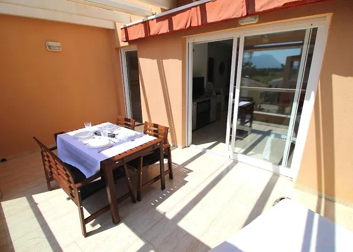 Flamingo 21 By Homeprive Denia